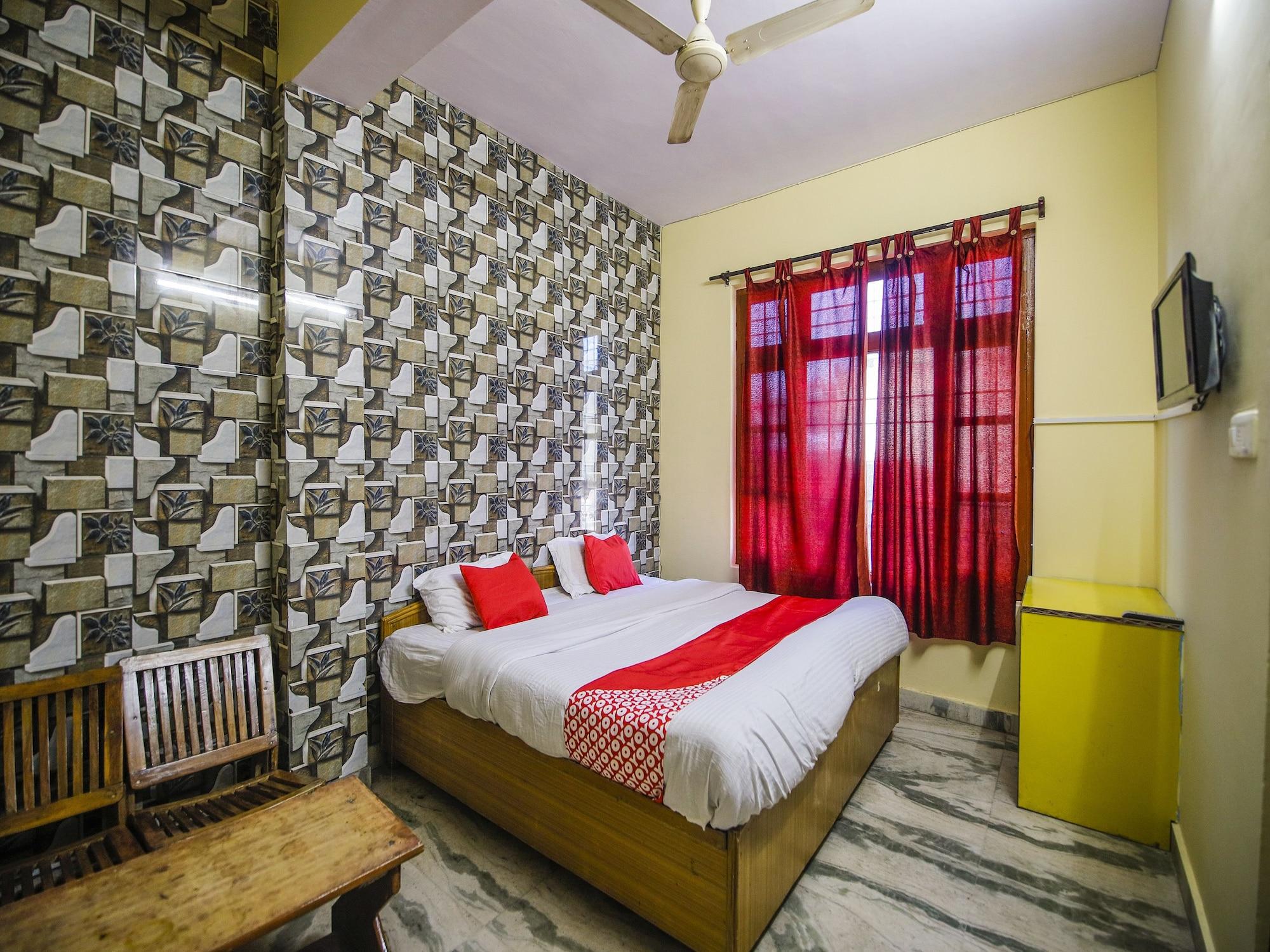 Varios OYO 24753 Hotel Preet