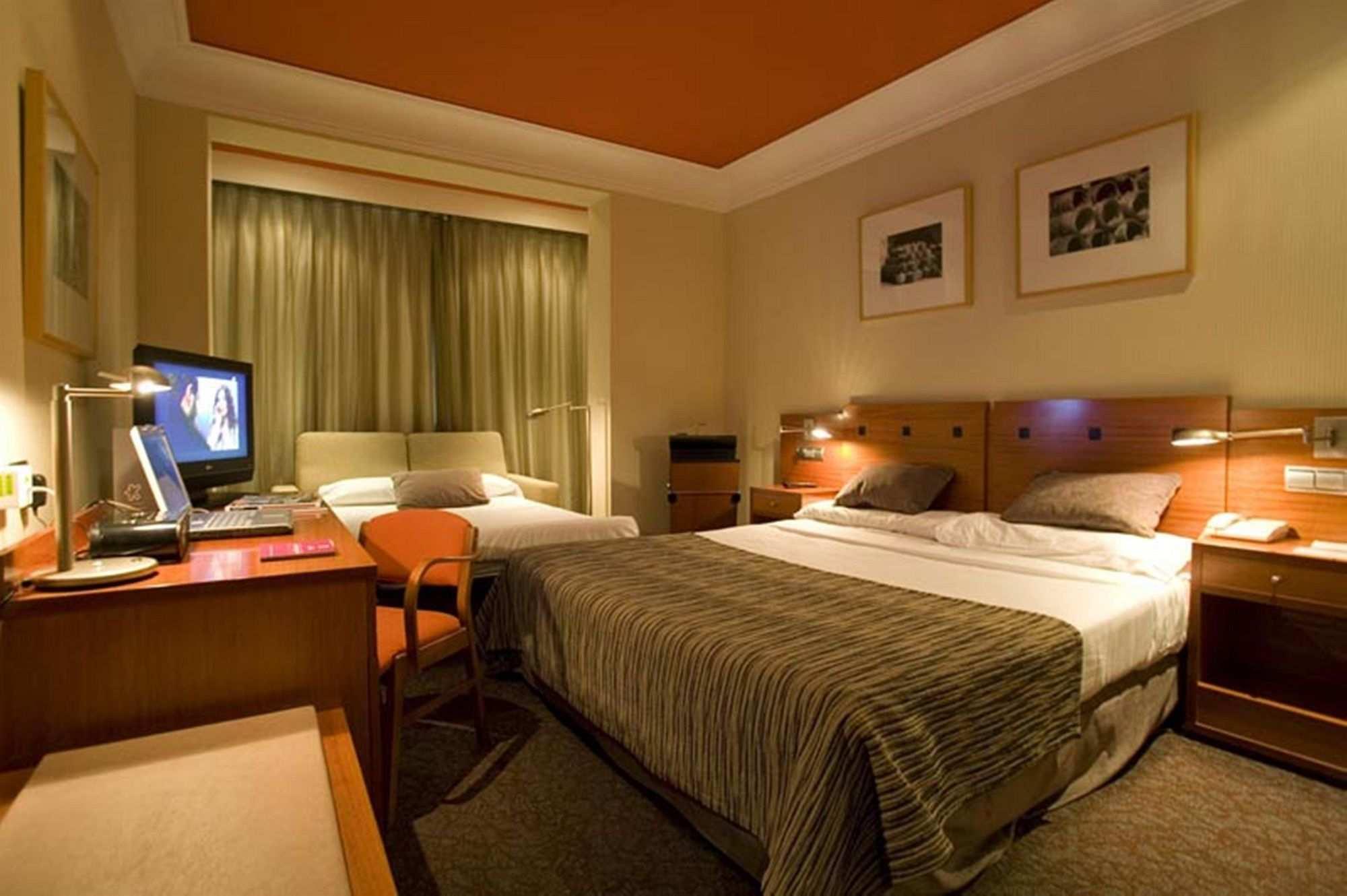 Hotel Petit Palace Arturo Soria