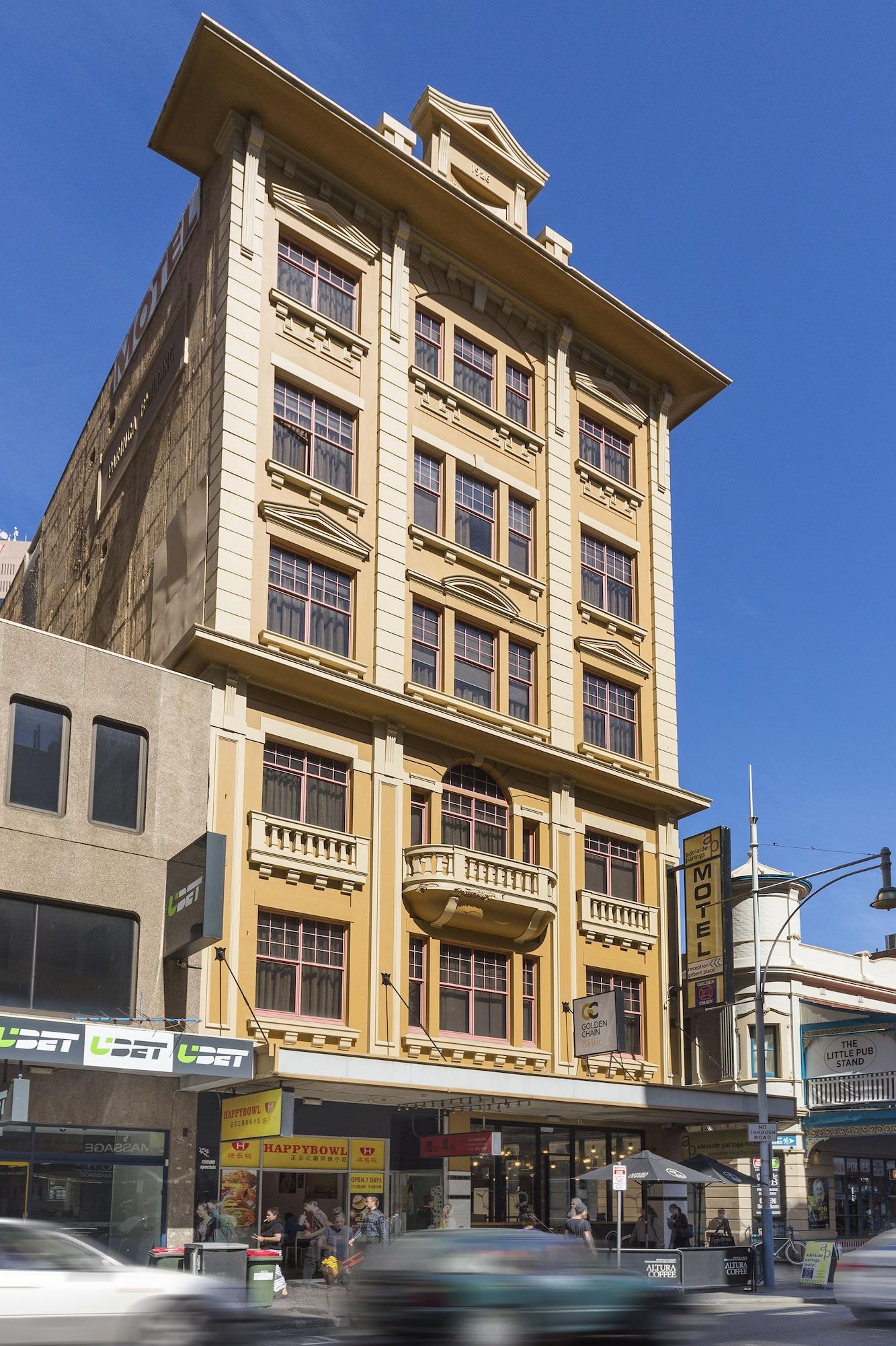 Vista Exterior Adelaide Paringa