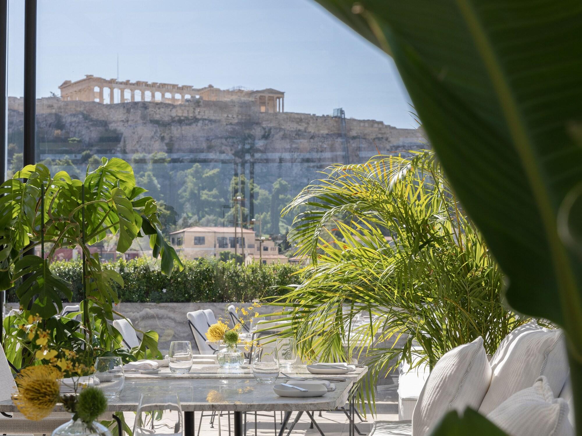 Restaurant The Dolli at Acropolis, A Hotel to Live