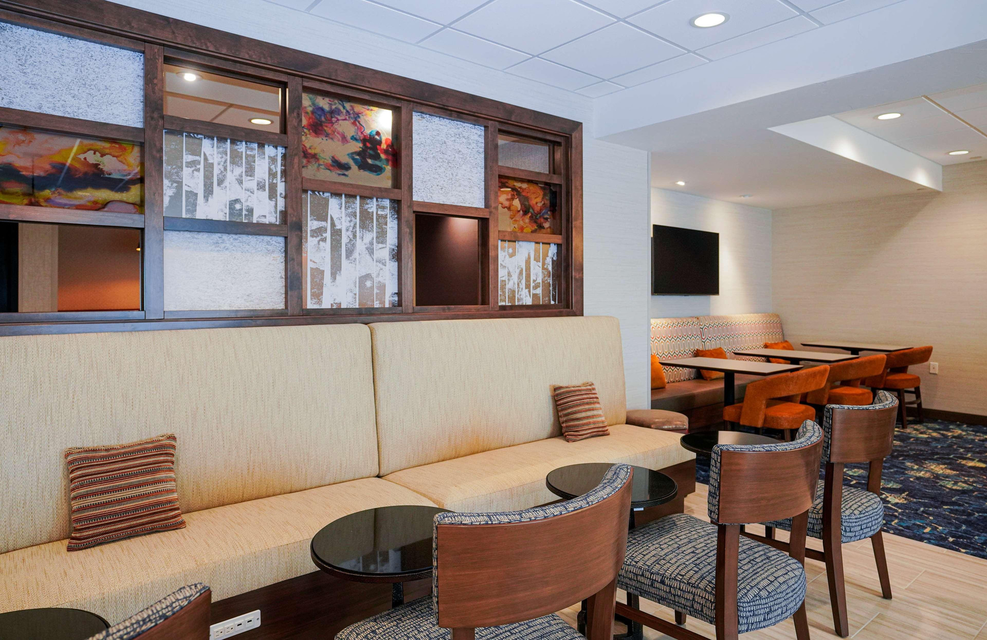 Vista Lobby Hampton Inn Colorado Springs I-25 Central