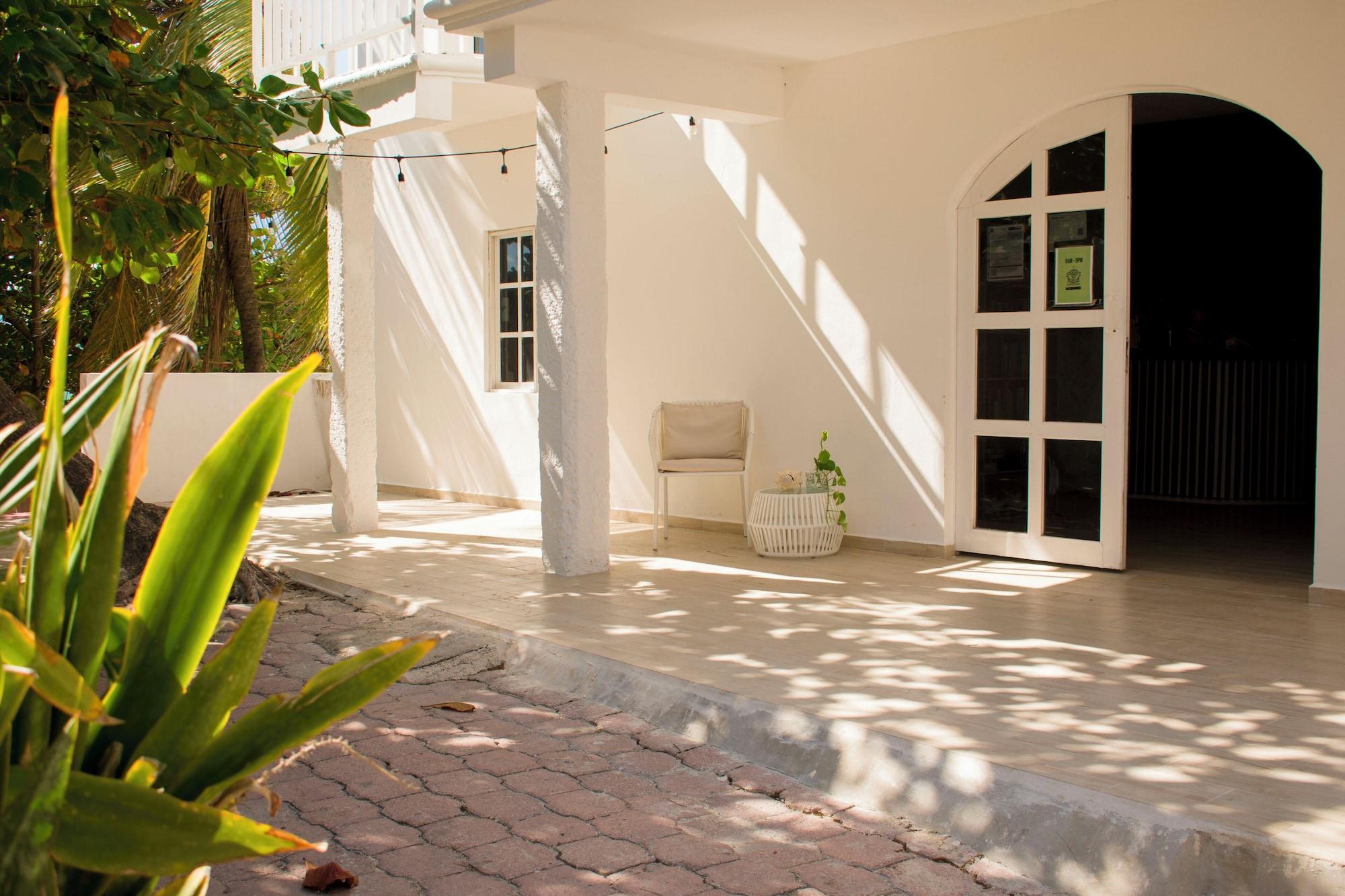 Vista Exterior Balu Hotel