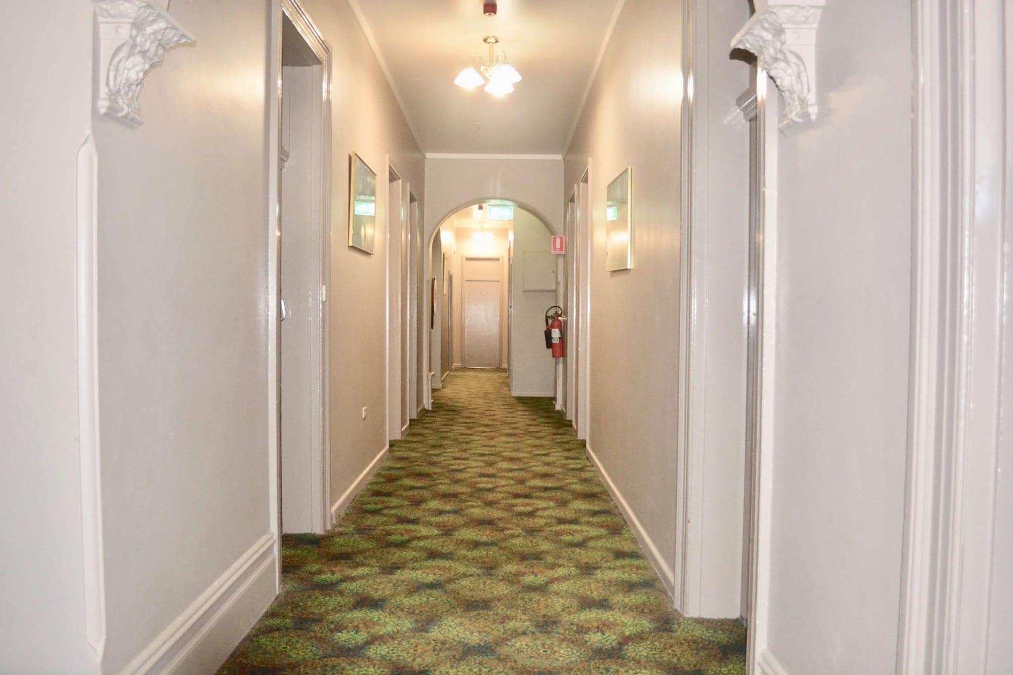 Vista Lobby Commercial Hotel Motel Lithgow
