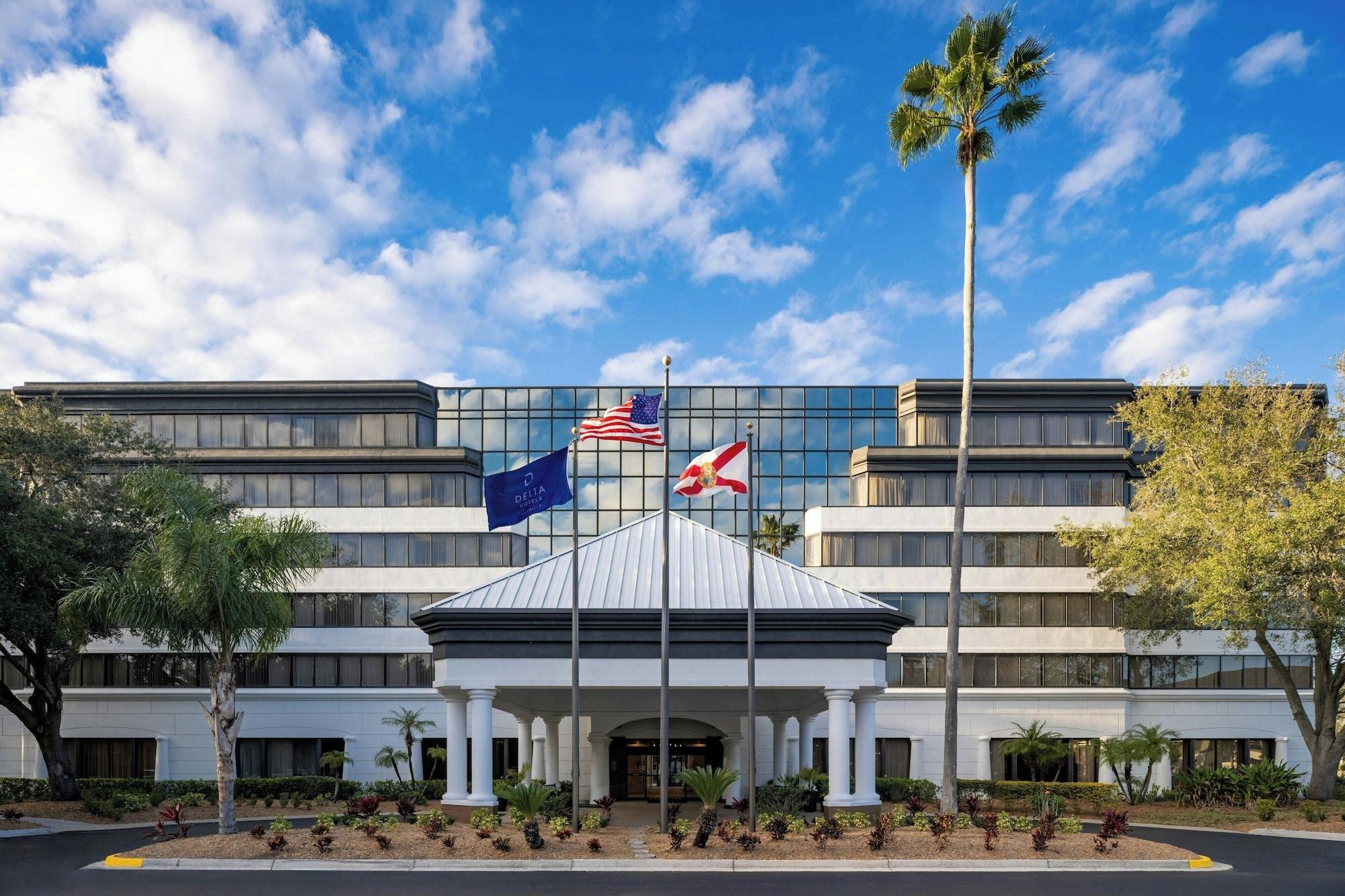 Vista Exterior Delta Hotels by Marriott Jacksonville Deerwood