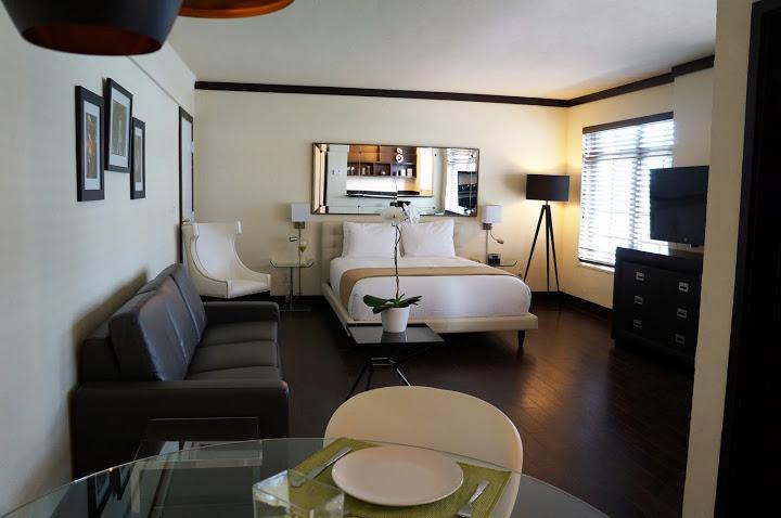 Hotel Lincoln Arms Suites