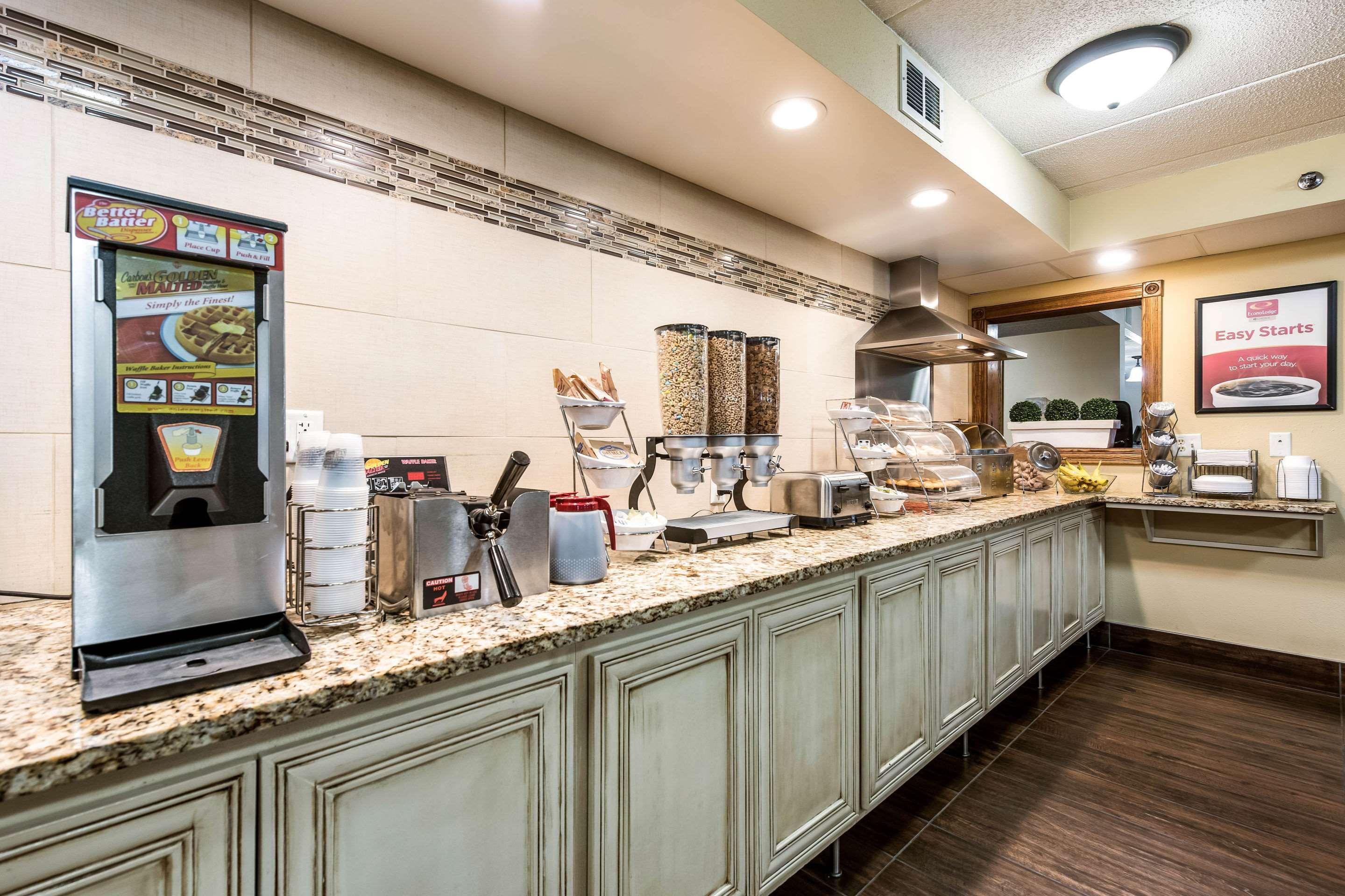 Restaurant Econo Lodge Mayo Clinic Area