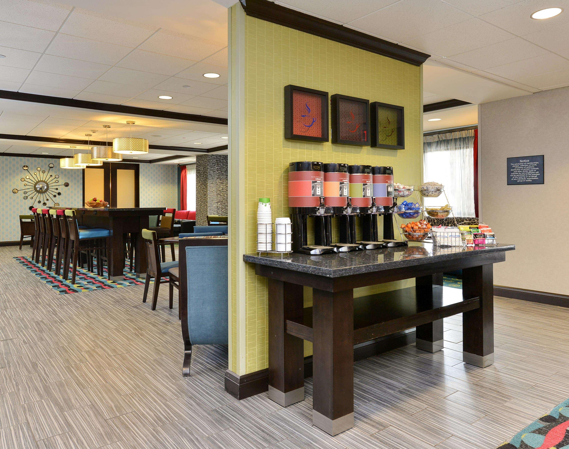 Vista Lobby Hampton Inn Iowa City/University Area