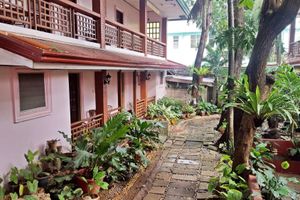 Alojamiento - Lola Itang Pension