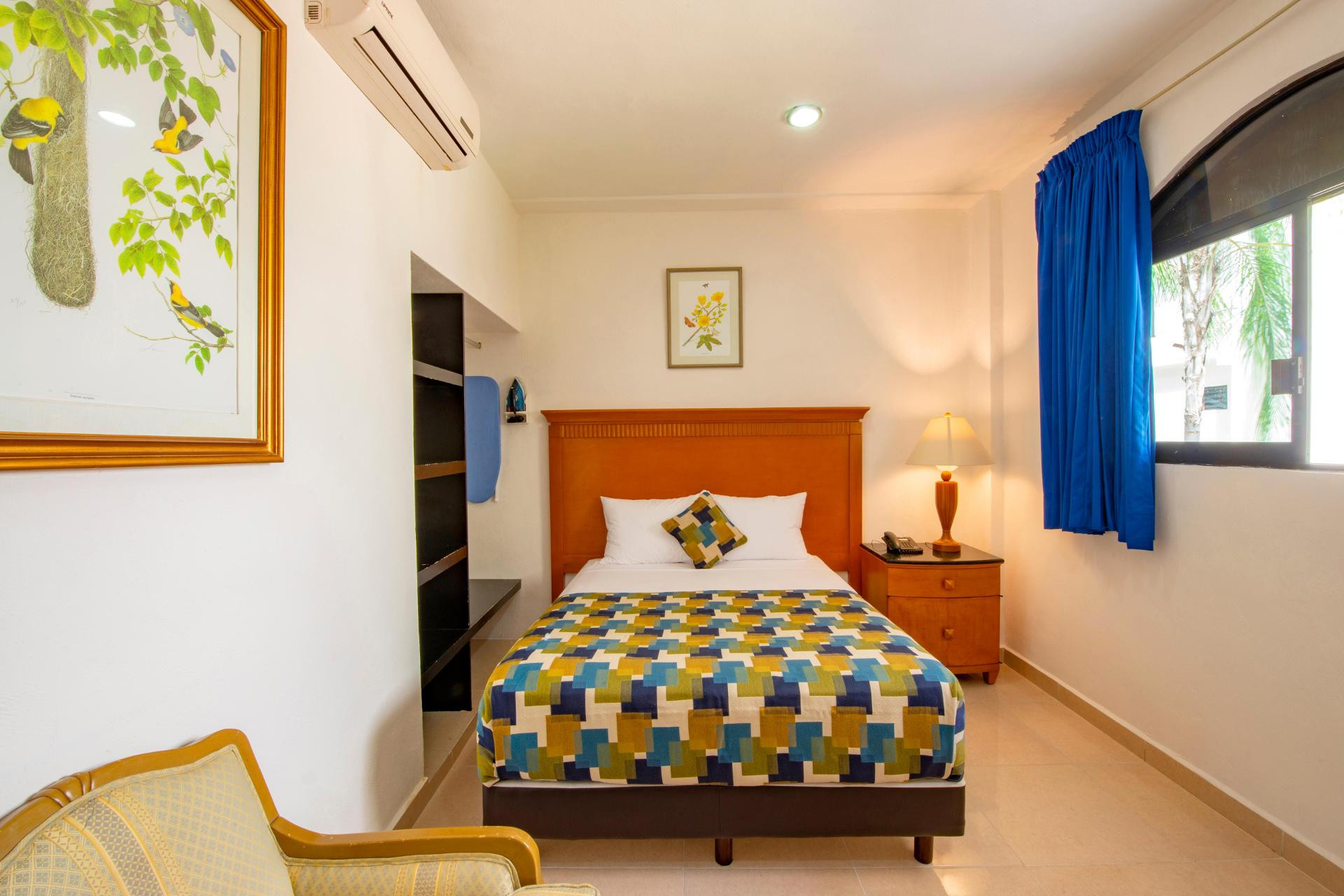 Habitación Hotel Embajadores