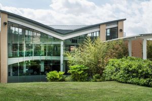 Alojamiento - The Orchard Hotel & Restaurant
