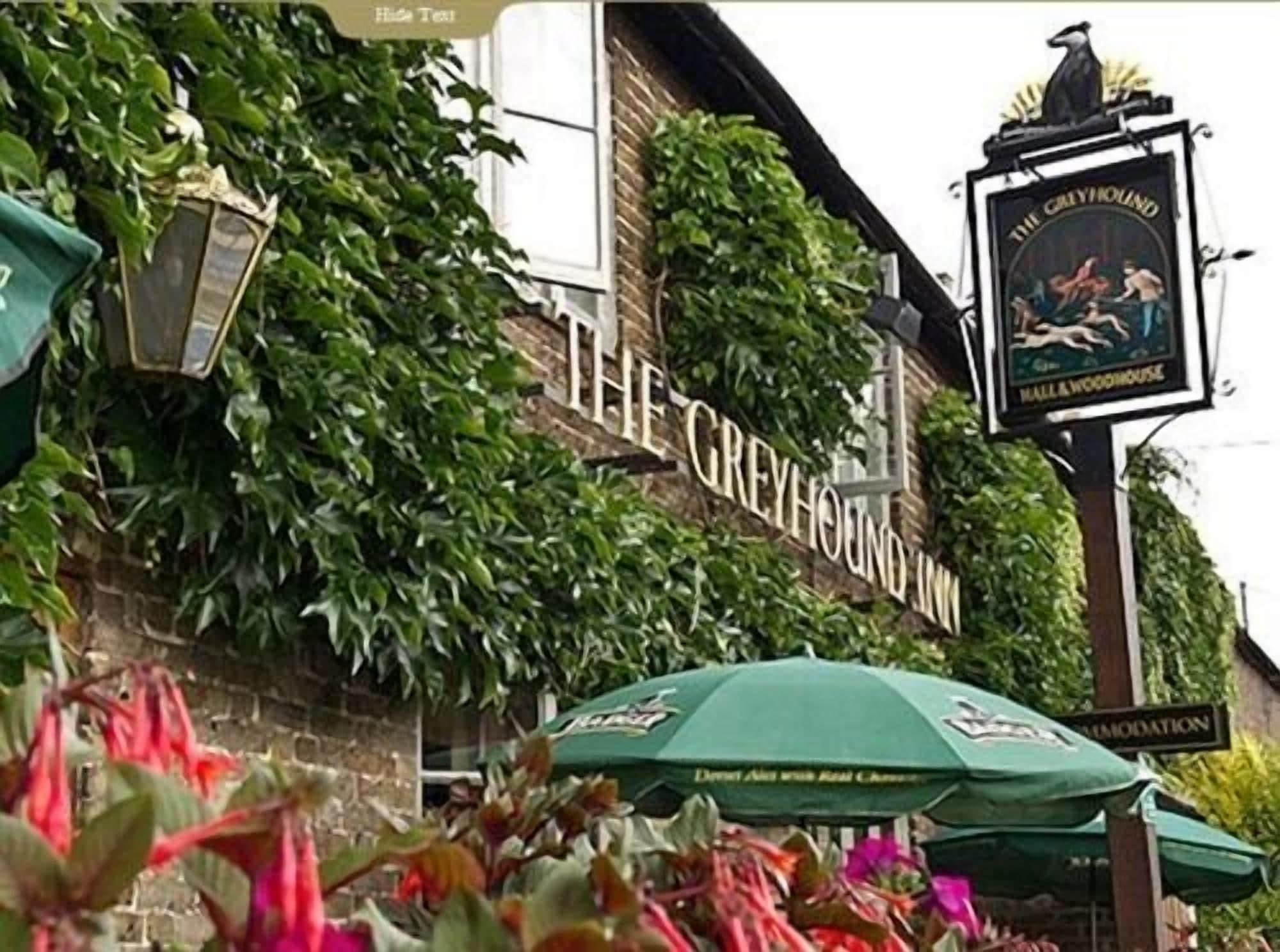 Vista Exterior The Greyhound Inn Aldbury