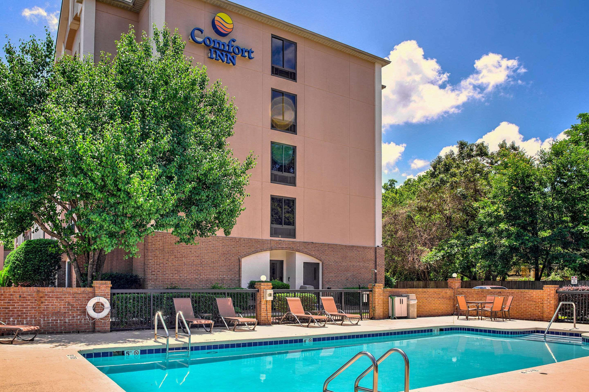 Vista Exterior Comfort Inn Pensacola - University Area