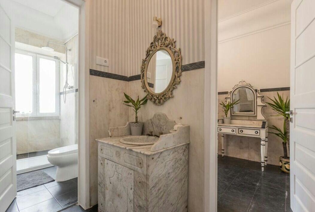 Equipamiento de Habitación 6 Clouds