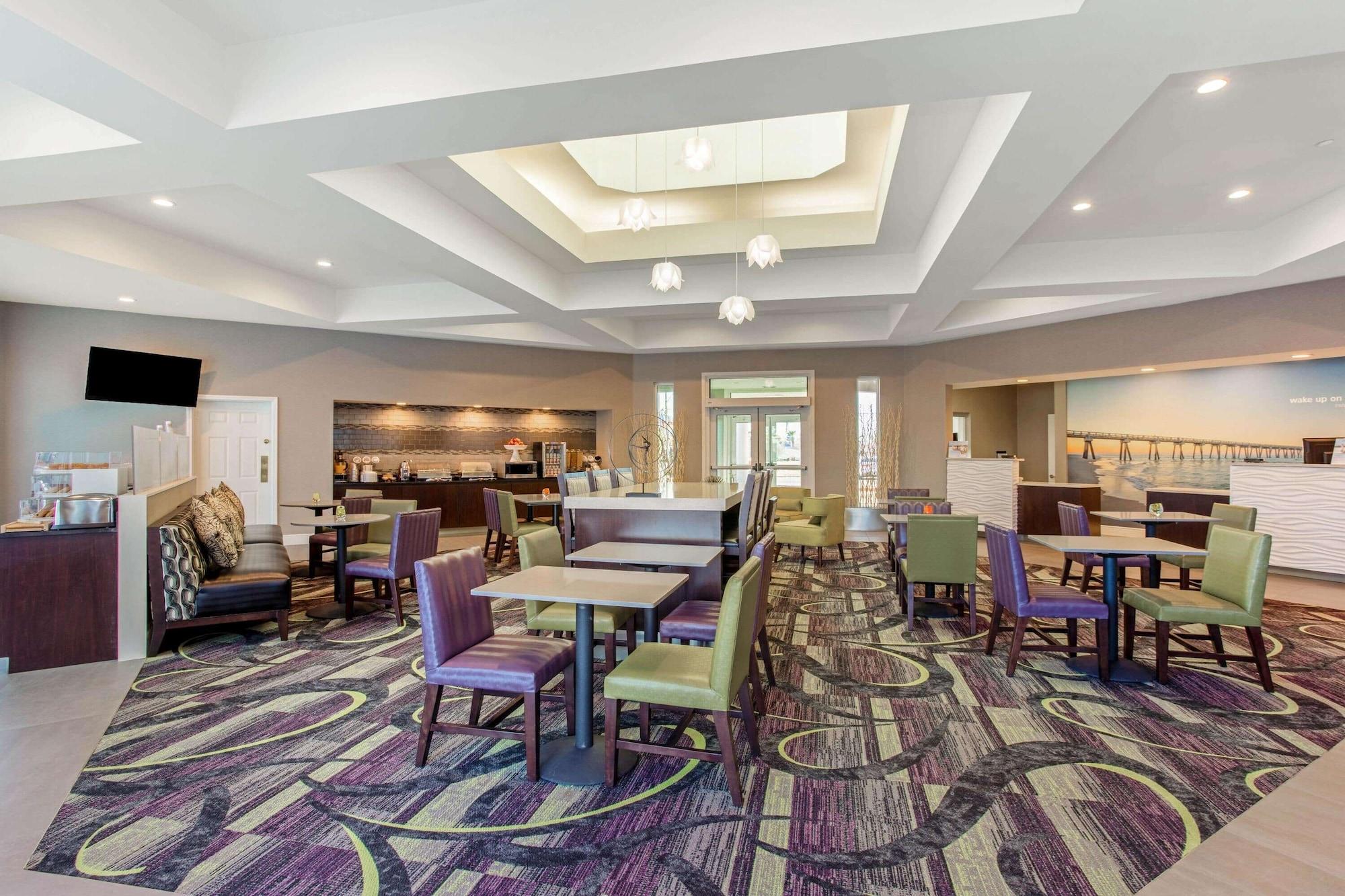 Restaurant La Quinta Inn & Suites by Wyndham Panama City
