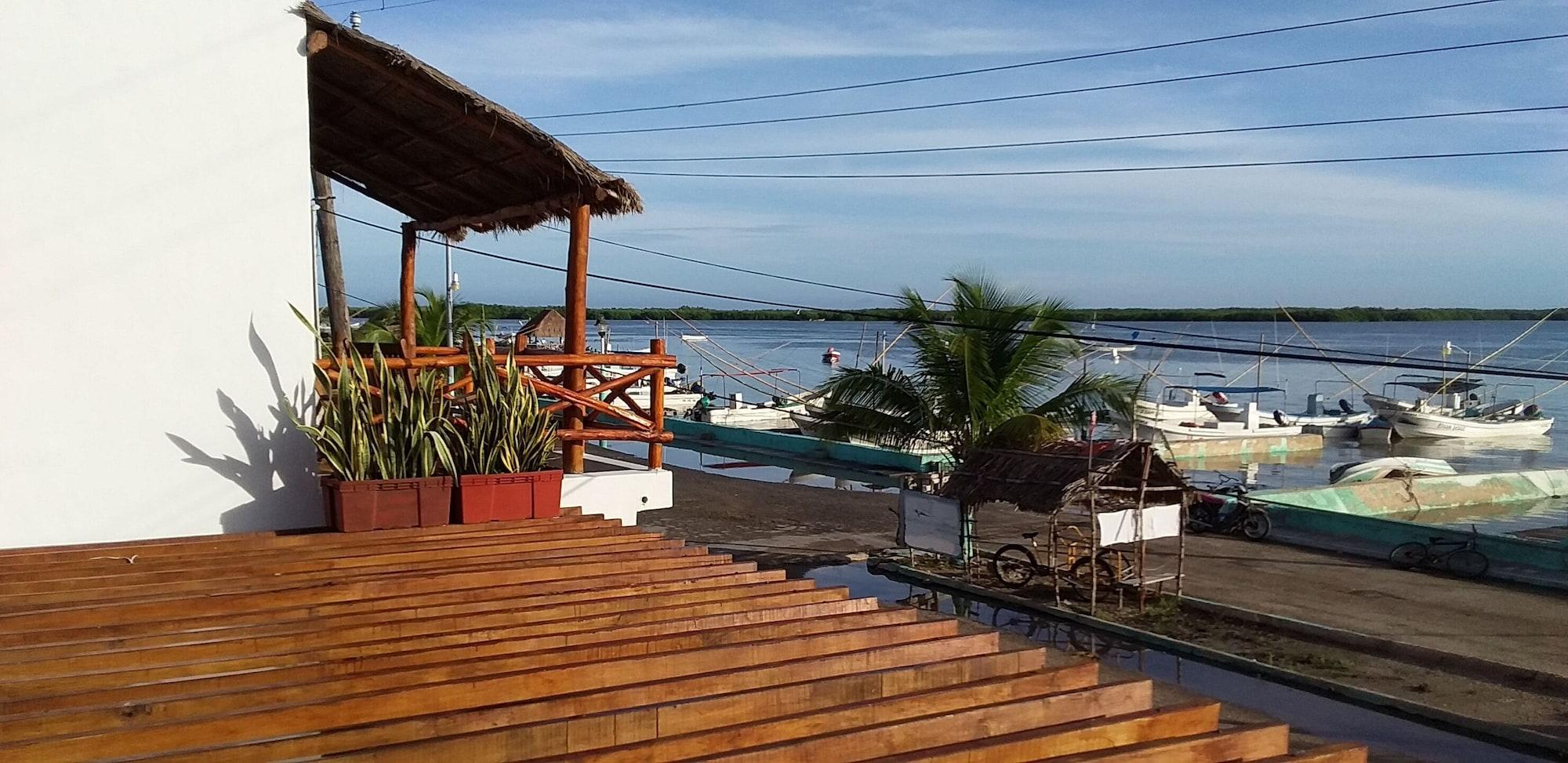 Vista Exterior Hotel Punta Ponto