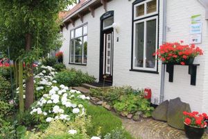 Arriendo temporal - Stylish apartment with garden in a former farmhouse in De Waal