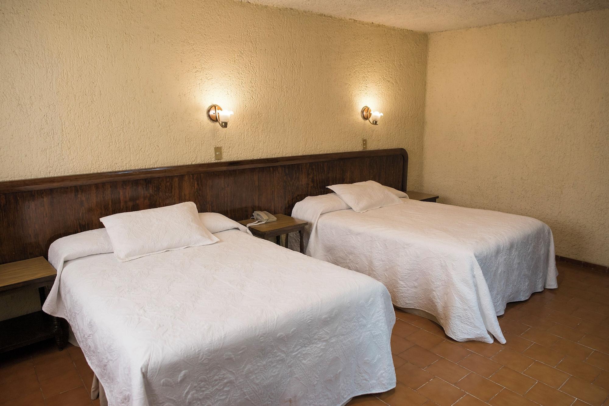 Habitación Hotel La Loma Tepic