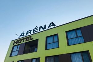 Alojamiento - Hotel Aréna