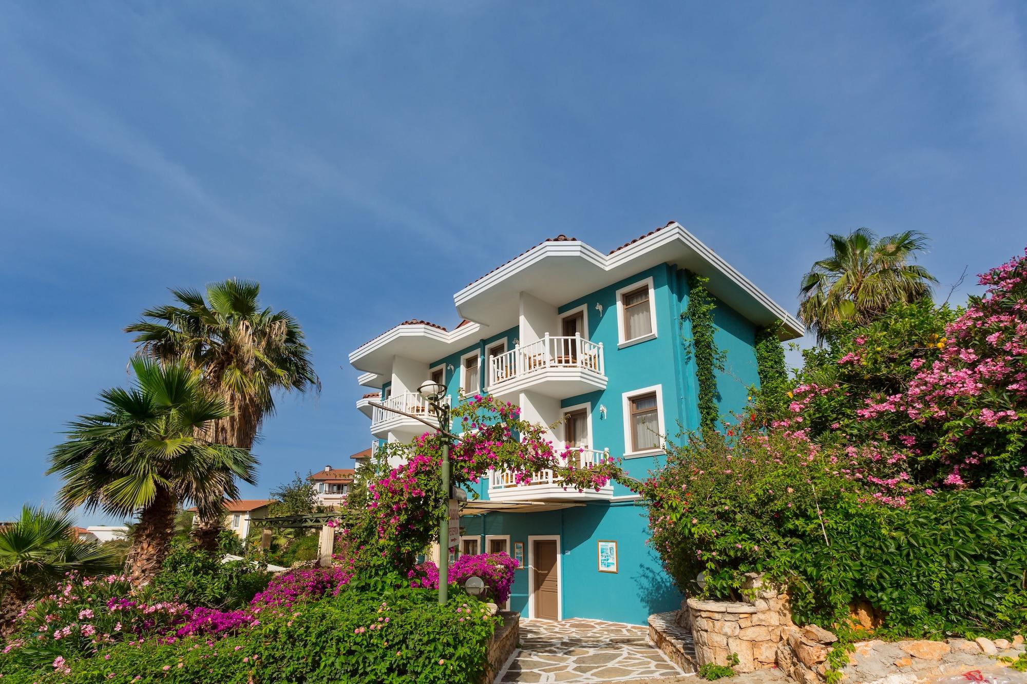 Vista Lobby Aquarius Hotel