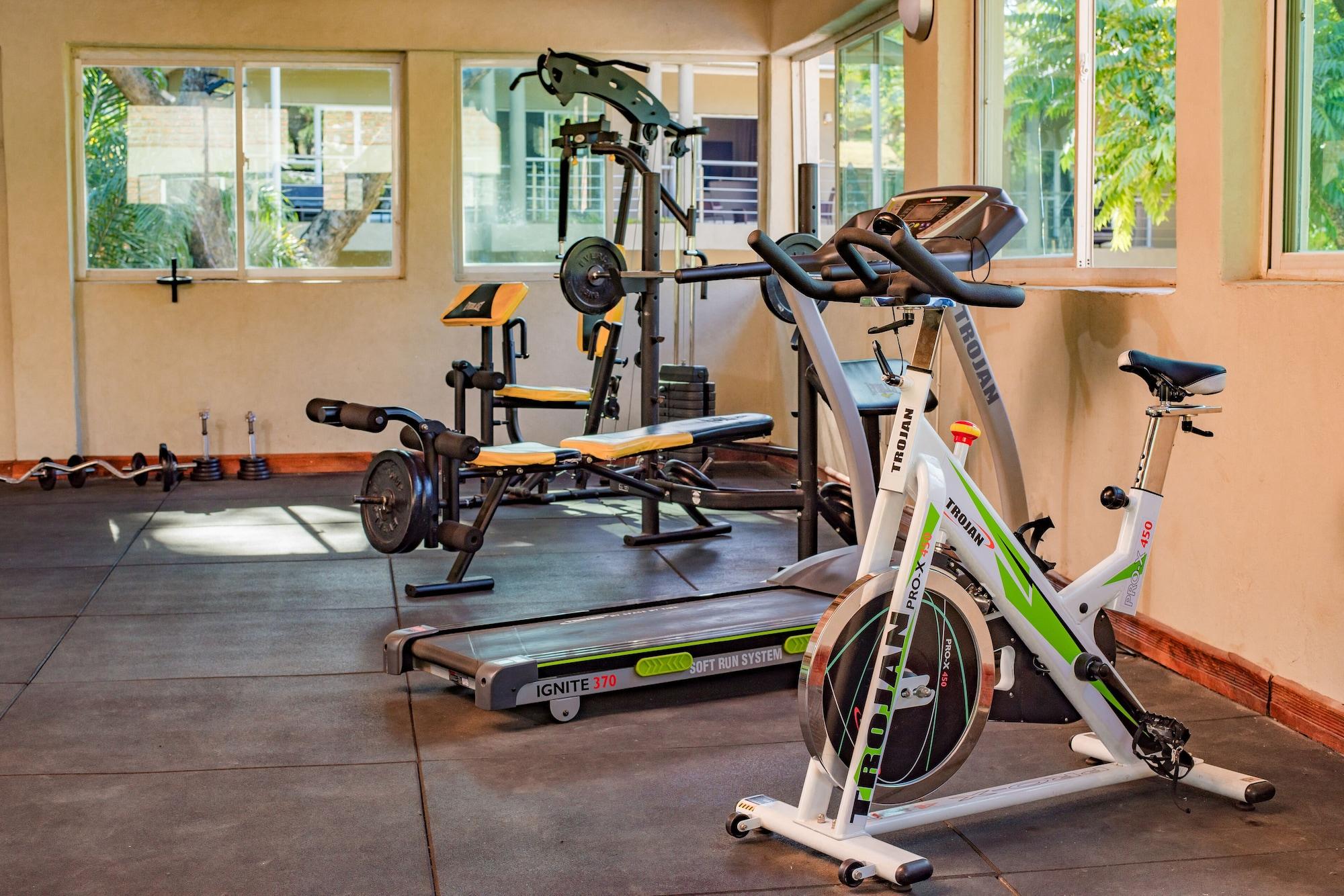 Gimnasio Lotus by Serendib