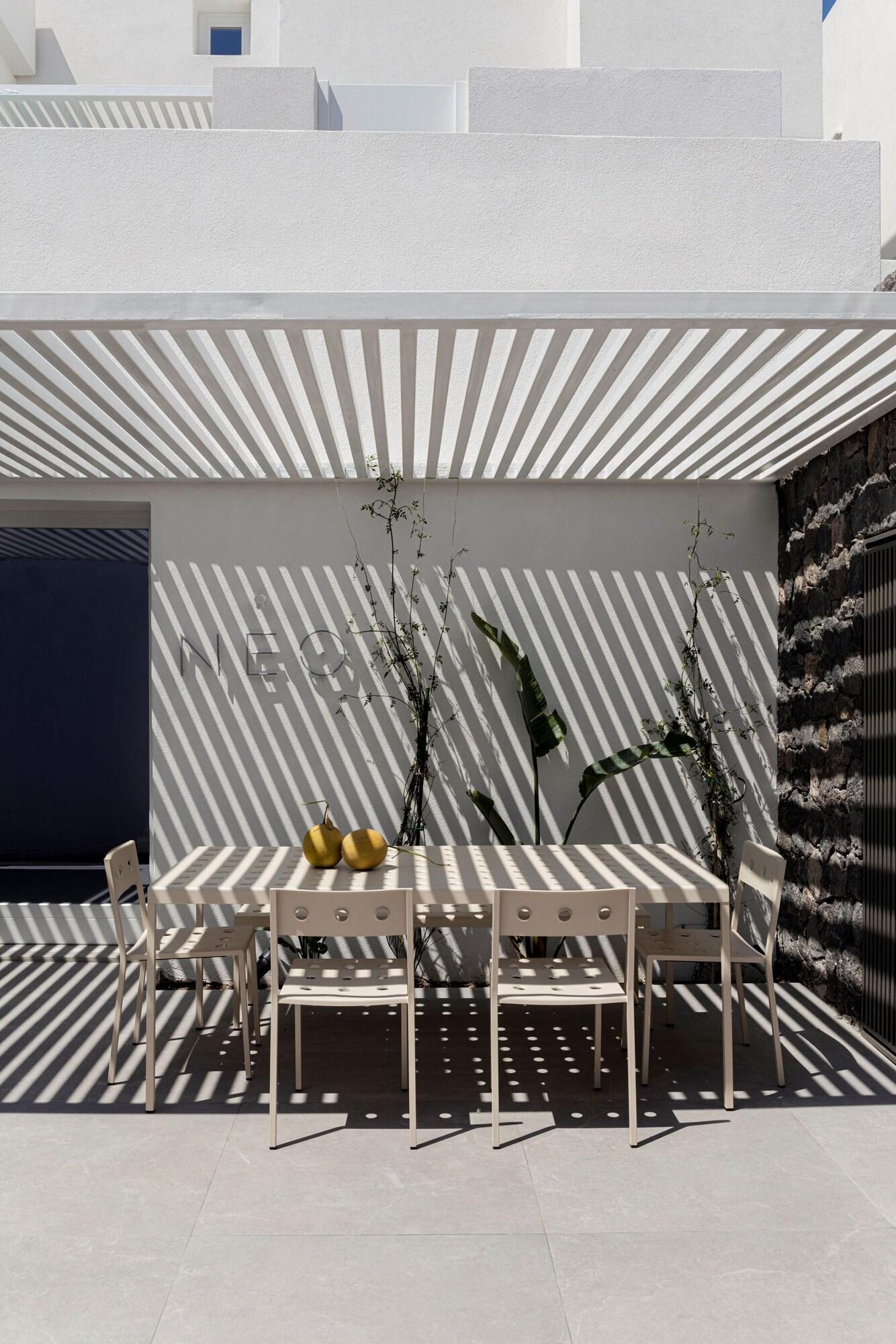 Vista Lobby Neo Suites