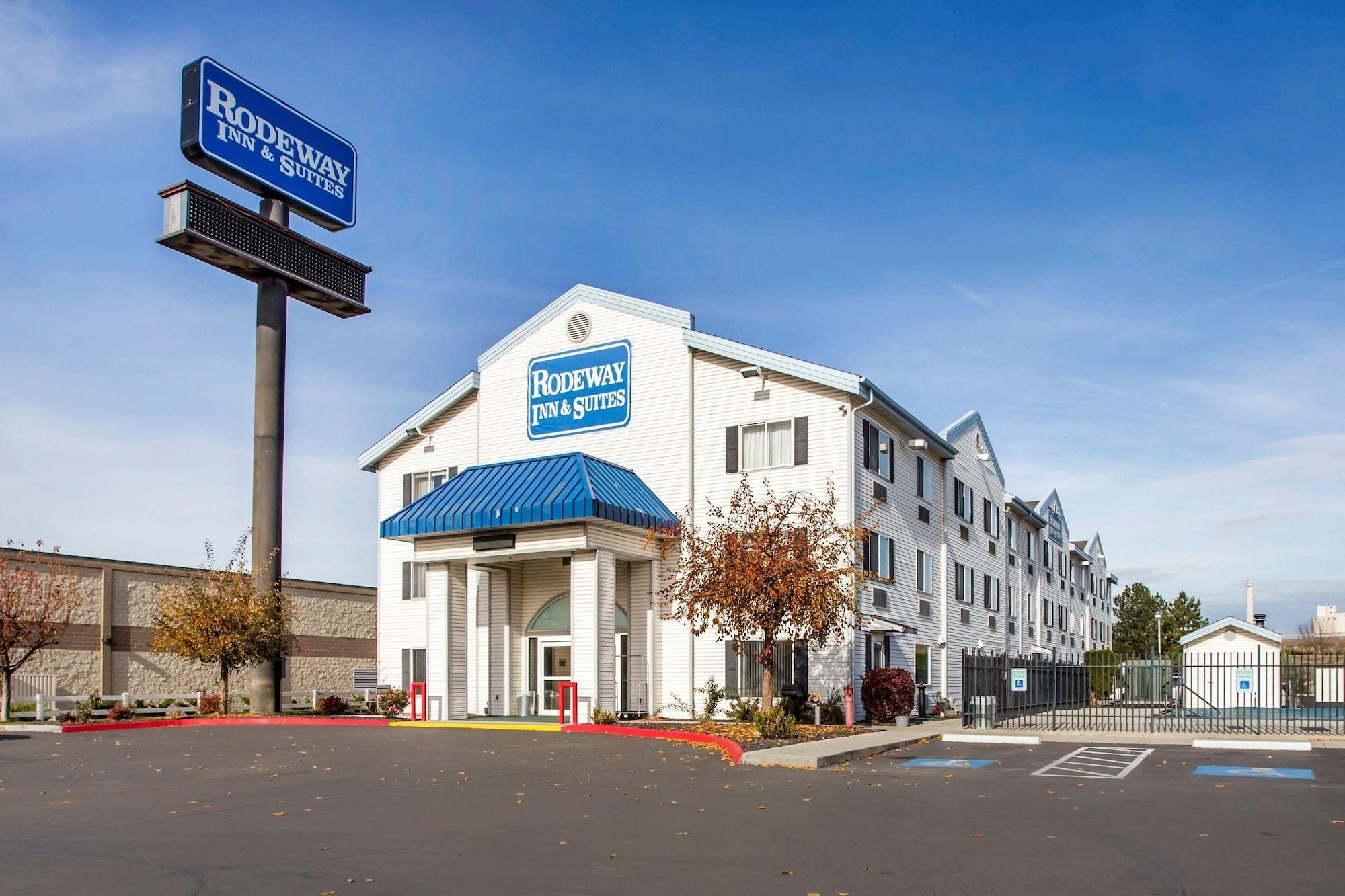 Vista Exterior Rodeway Inn & Suites - Nampa