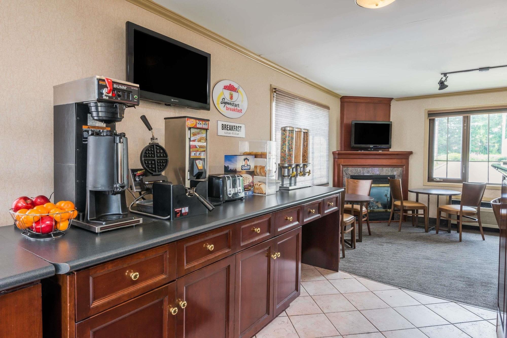 Restaurant Super 8 by Wyndham Guelph