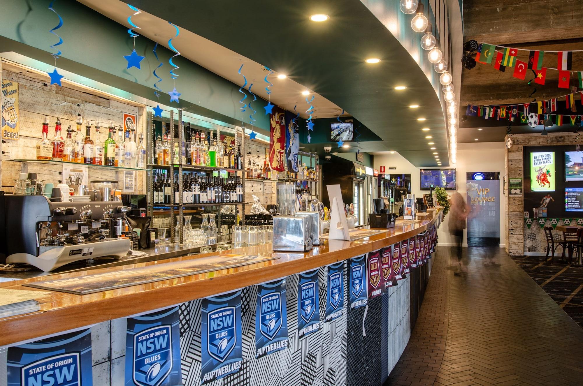 Bar/Salón Figtree Hotel