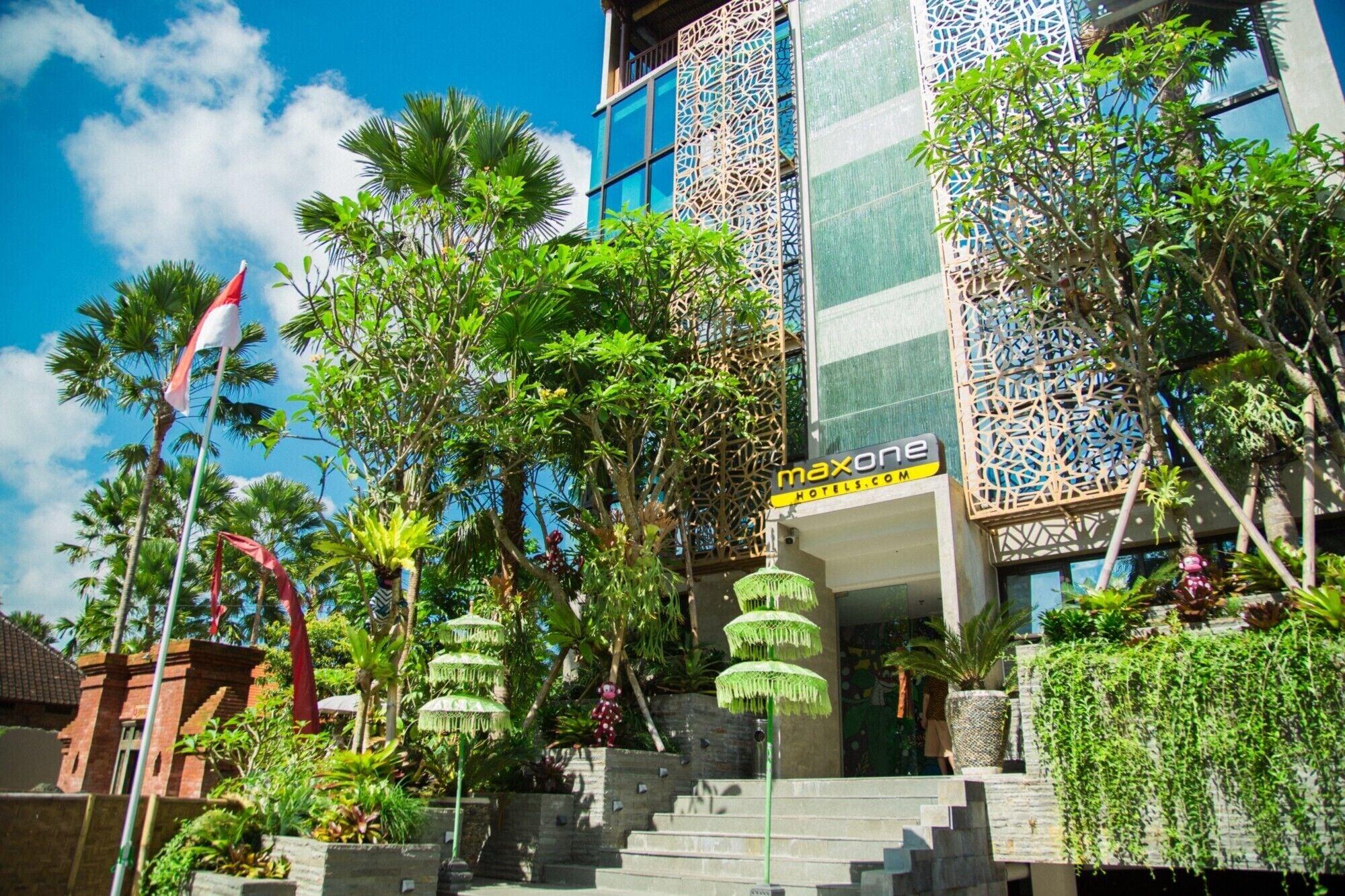 Vista Exterior MaxOne Hotels at Ubud