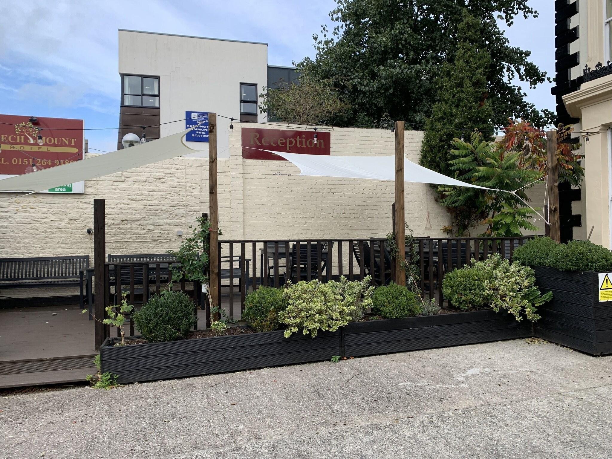 Vista Exterior Beech Mount Hotel - Free Parking