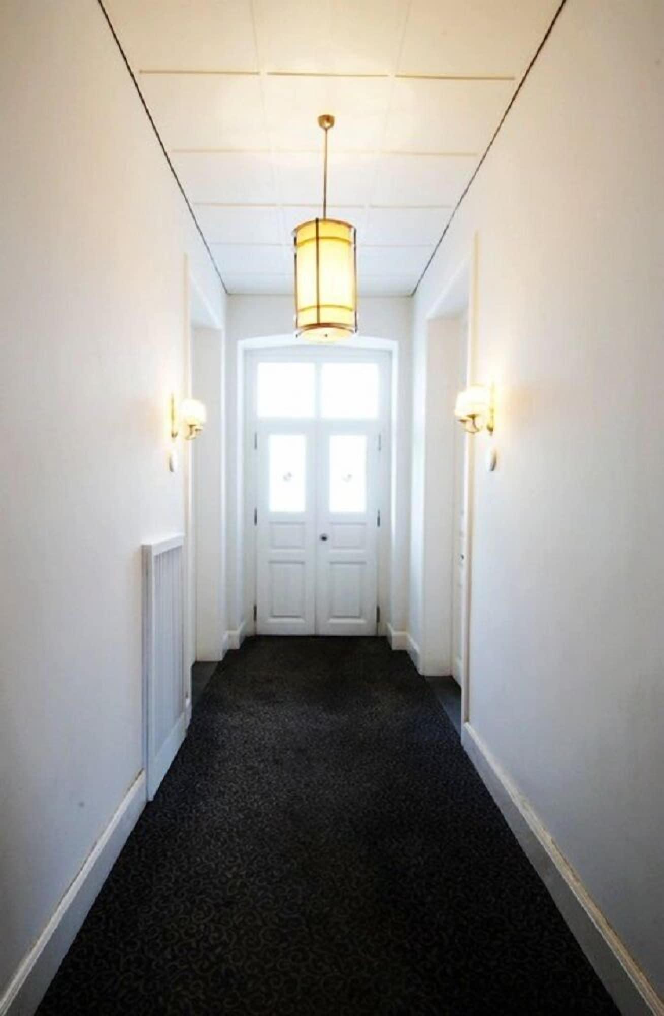 Varios Kar's Otel - Special Class