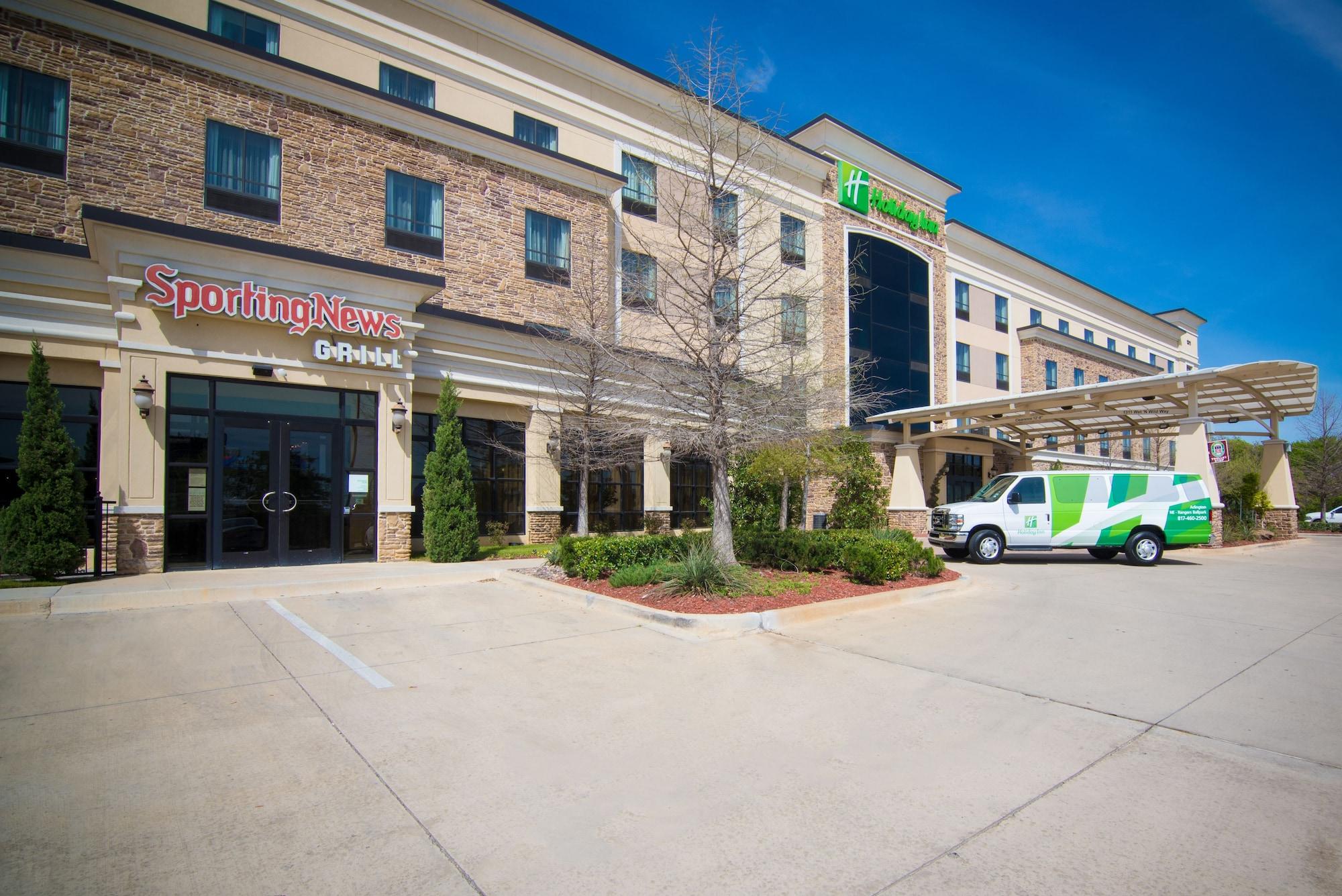 Vista Exterior Holiday Inn Arlington NE-Rangers Ballpark by IHG