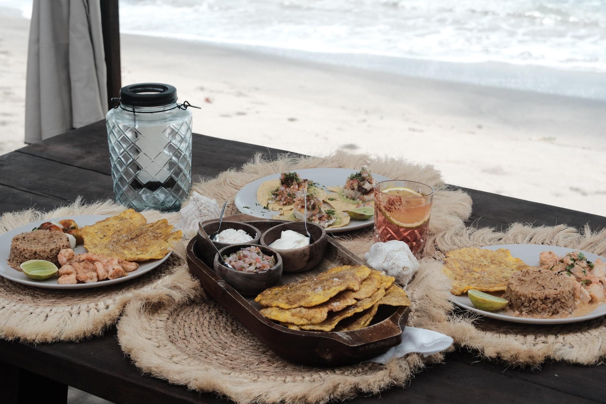 Restaurant UNÚ Beach