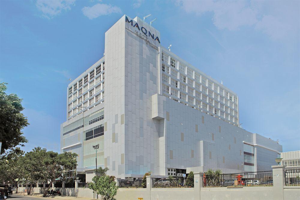 Vista Exterior FOX Hotel Gorontalo