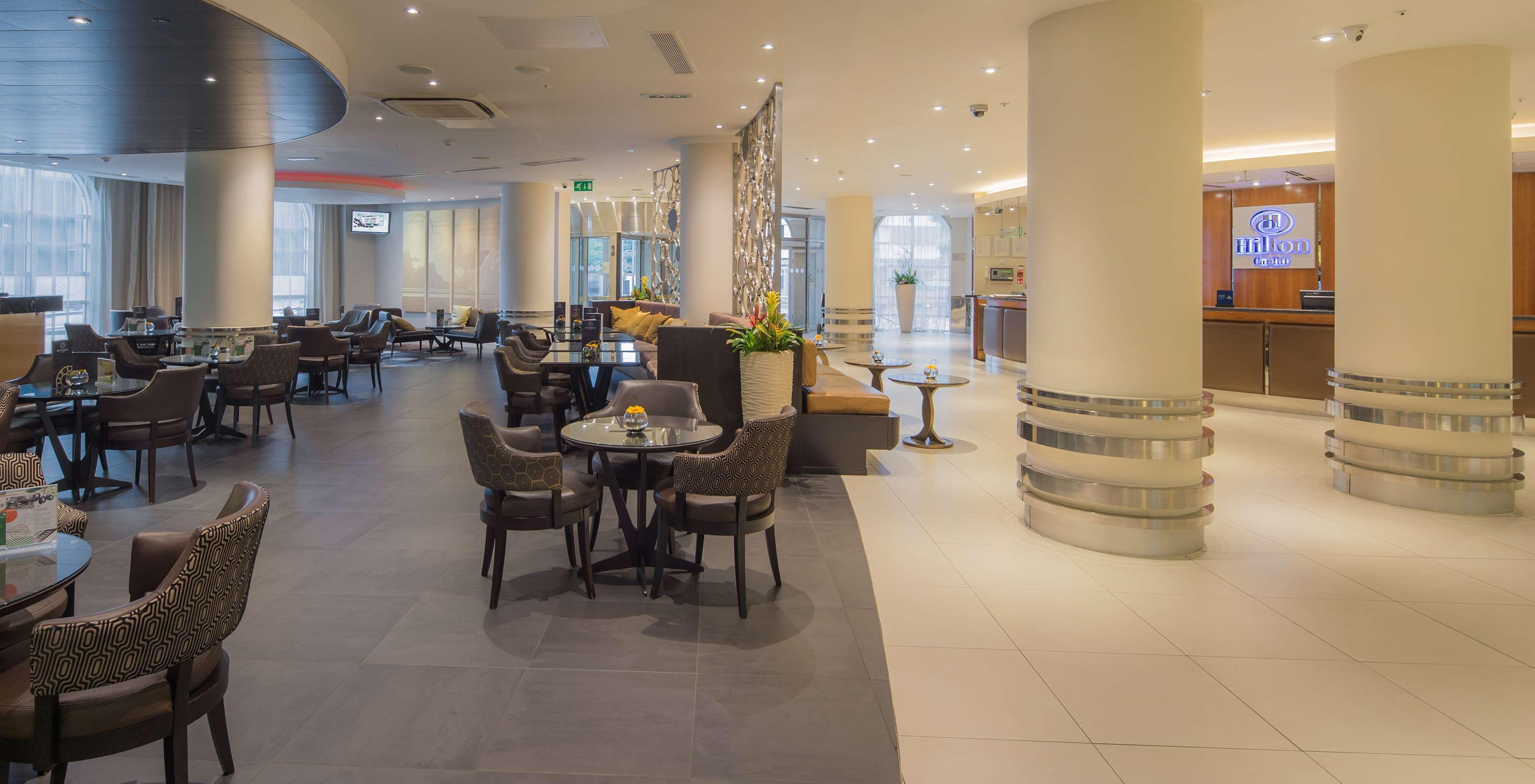 Vista Lobby Hilton Cardiff