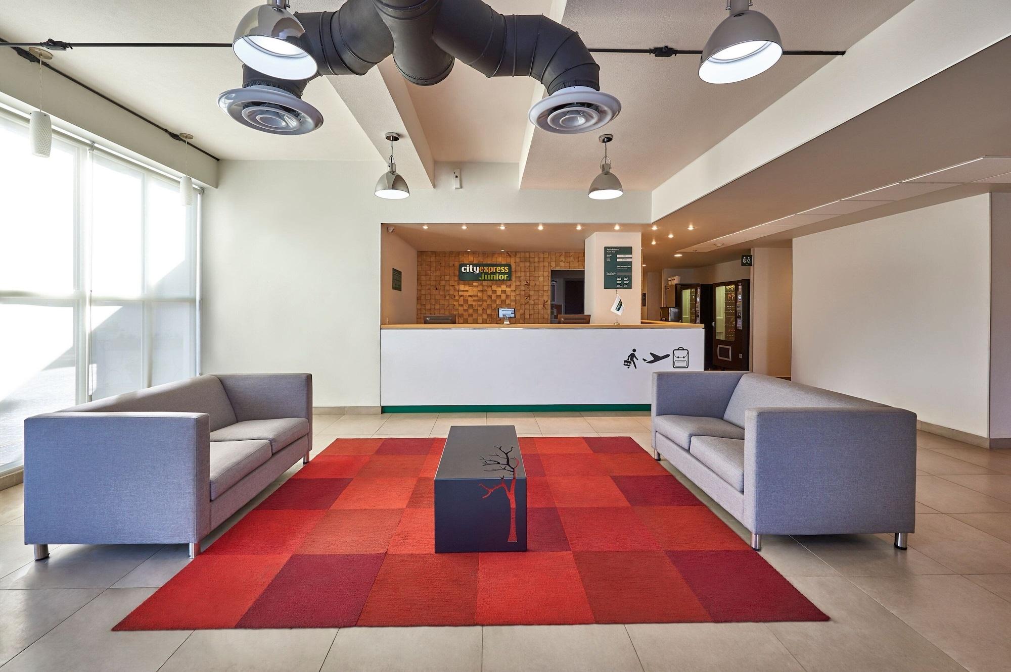 Varios City Express Junior by Marriott Toluca Zona Industrial