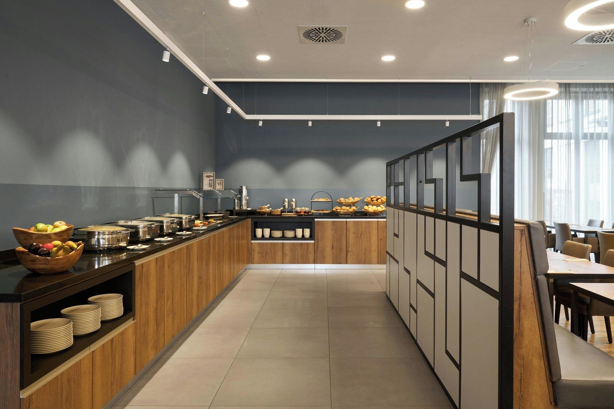 Restaurant Four Points Flex by Sheraton Bochum