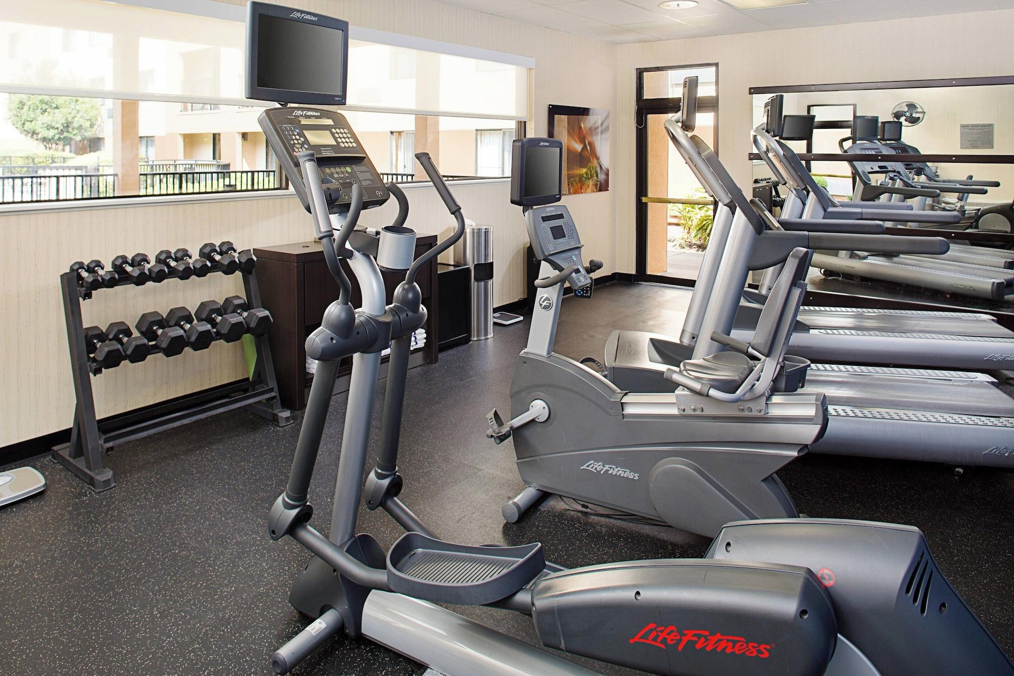 Gimnasio Courtyard by Marriott Houston Westchase