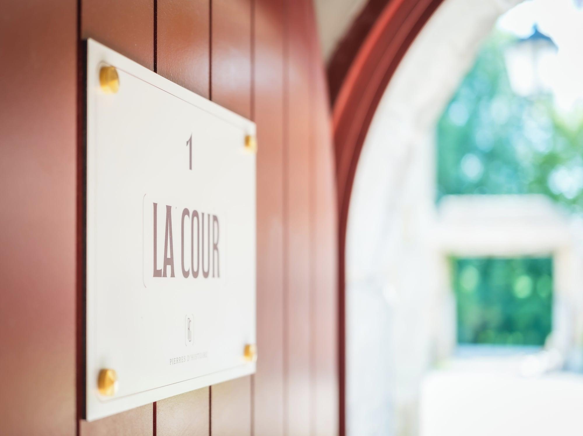 Vista Exterior Domaine de Richebourg