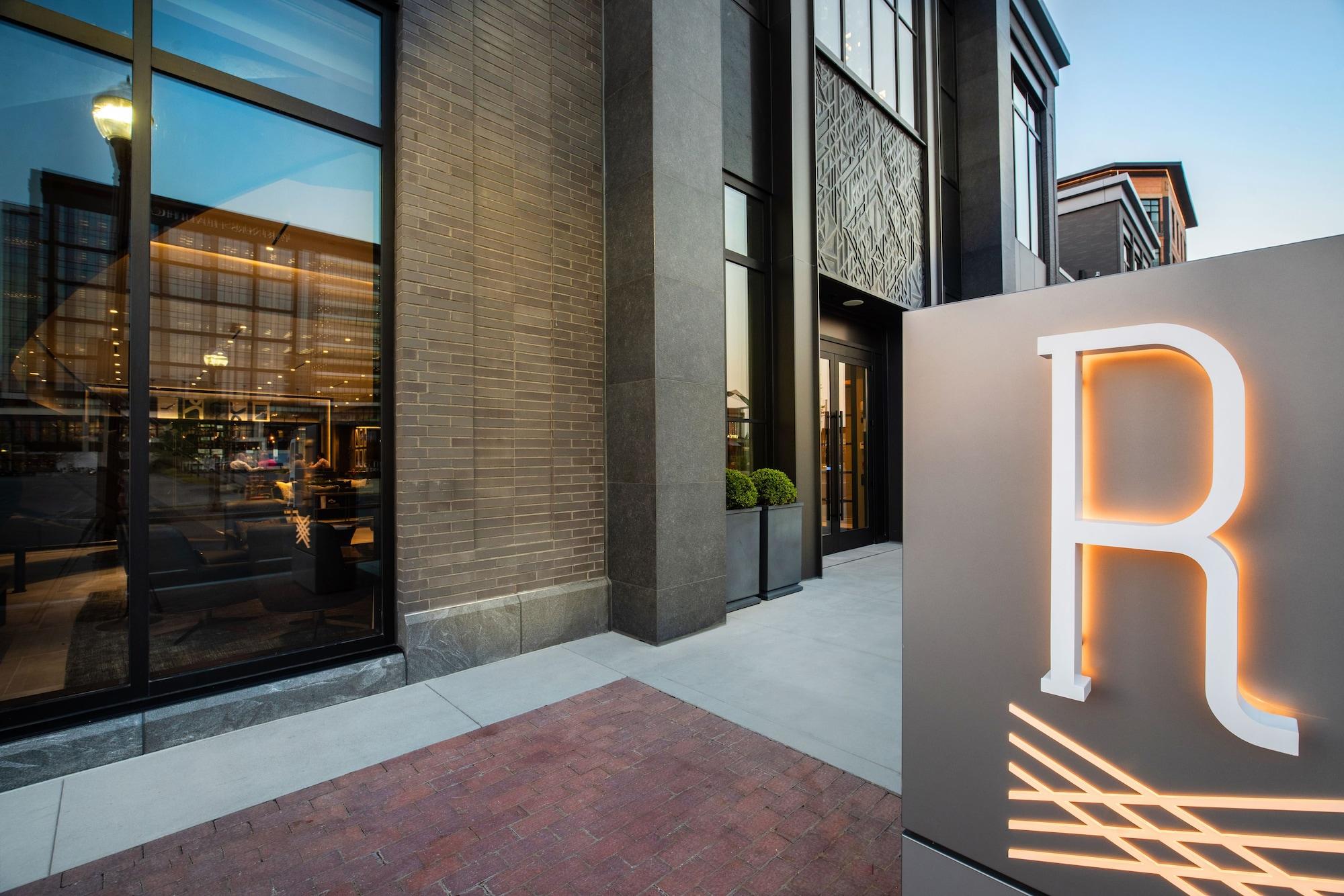 Vista Exterior The Row Hotel at Assembly Row, Autograph Collection