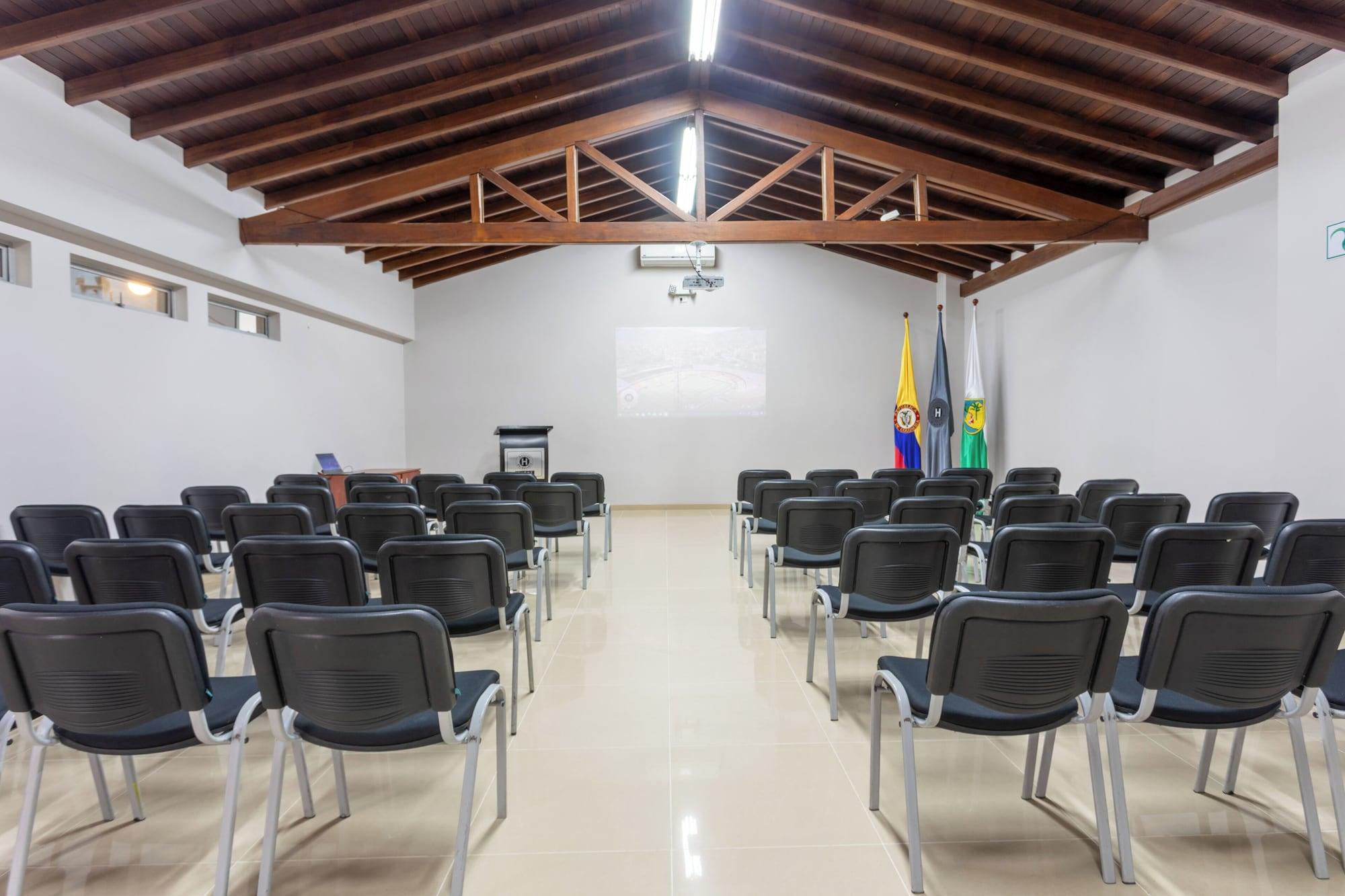 Sala de Reuniones Hotel Sauces Del Estadio