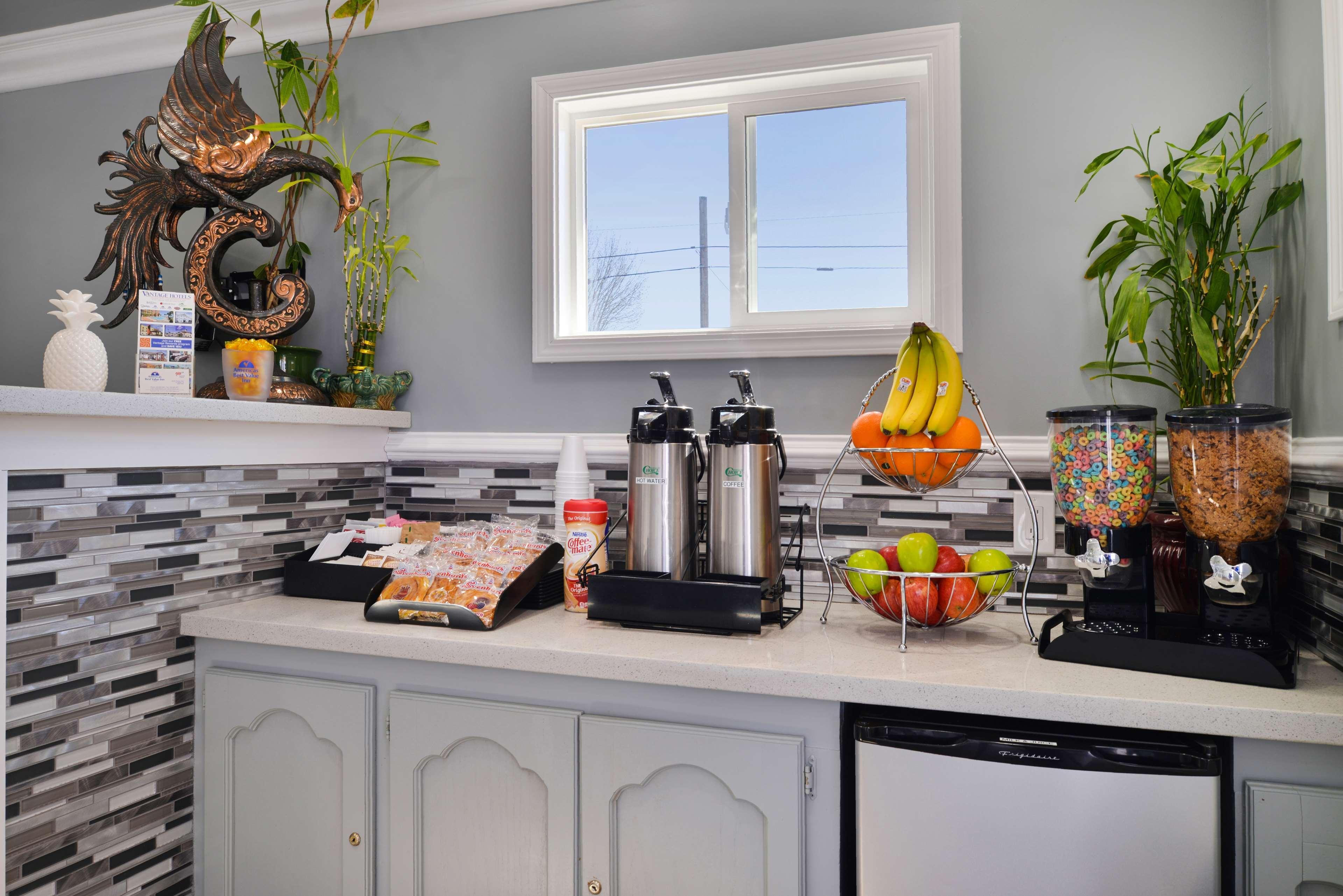 Vista Exterior Americas Best Value Inn Los Banos