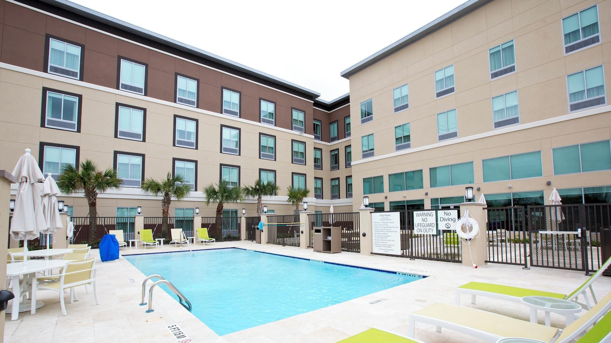Vista Piscina Holiday Inn Express & Suites Houston NW - Hwy 290 Cypress by IHG