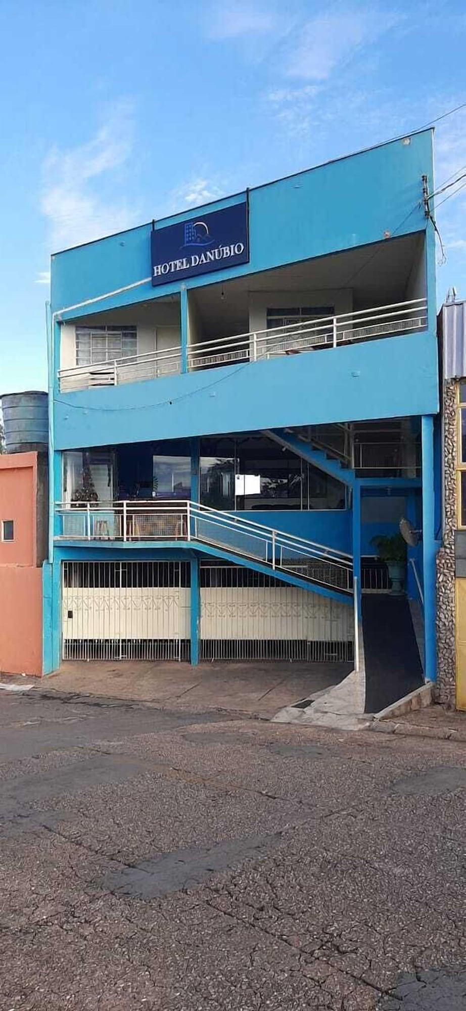 Vista Exterior Hotel Danubio