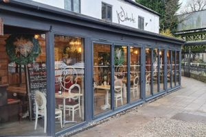 Alojamiento - The Waterside Bar Rooms & Restaurant