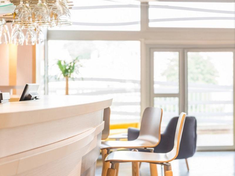 Vista Lobby ibis Styles Puteaux Paris La Defense