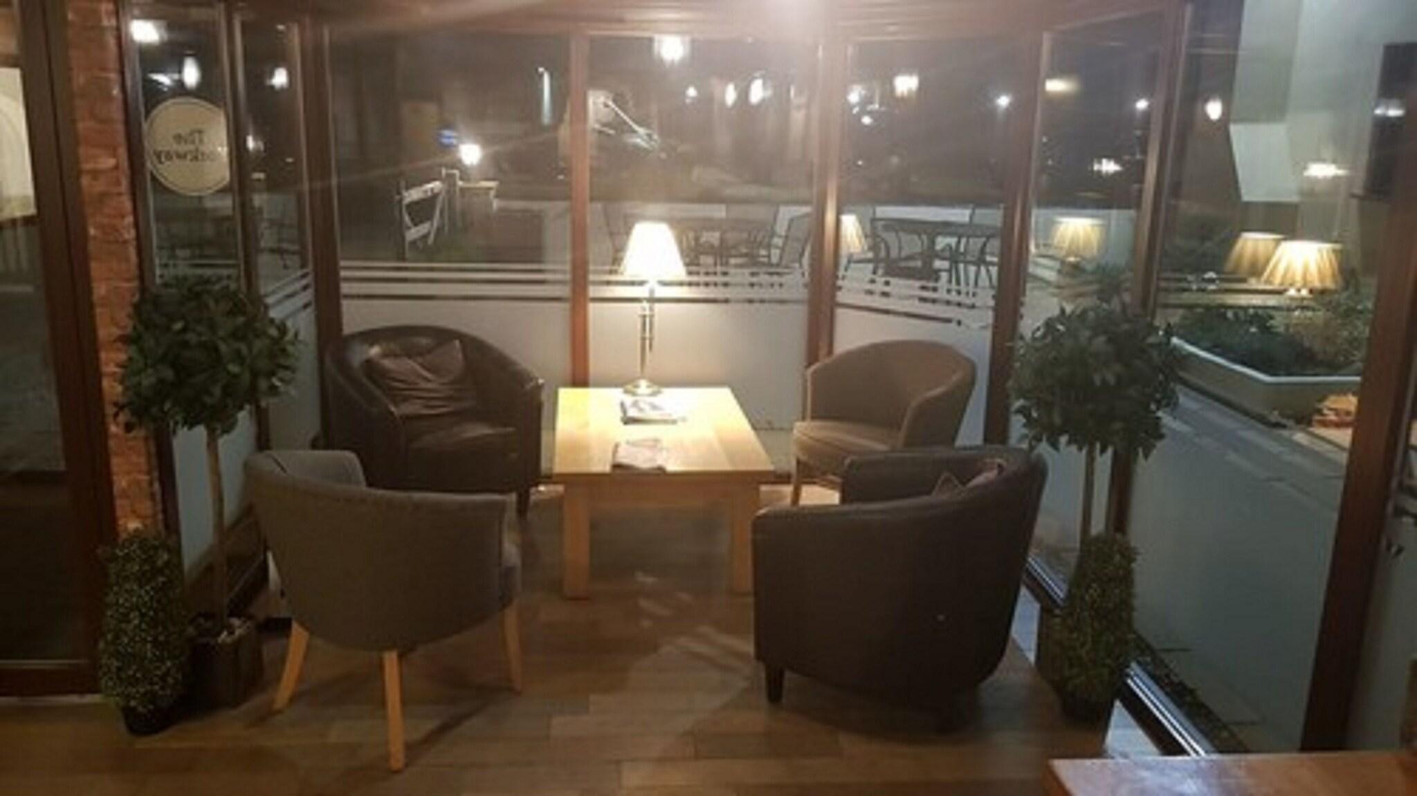 Vista Lobby Yorkway Motel