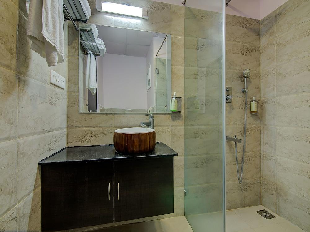 Baño Edition O 30005 Whitefield