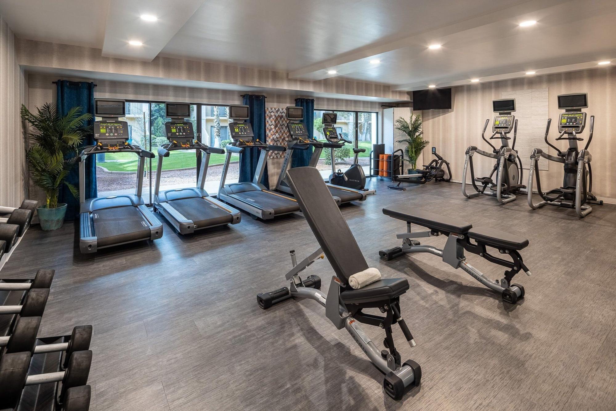 Gimnasio Crowne Plaza Phoenix - Chandler Golf Resort by IHG