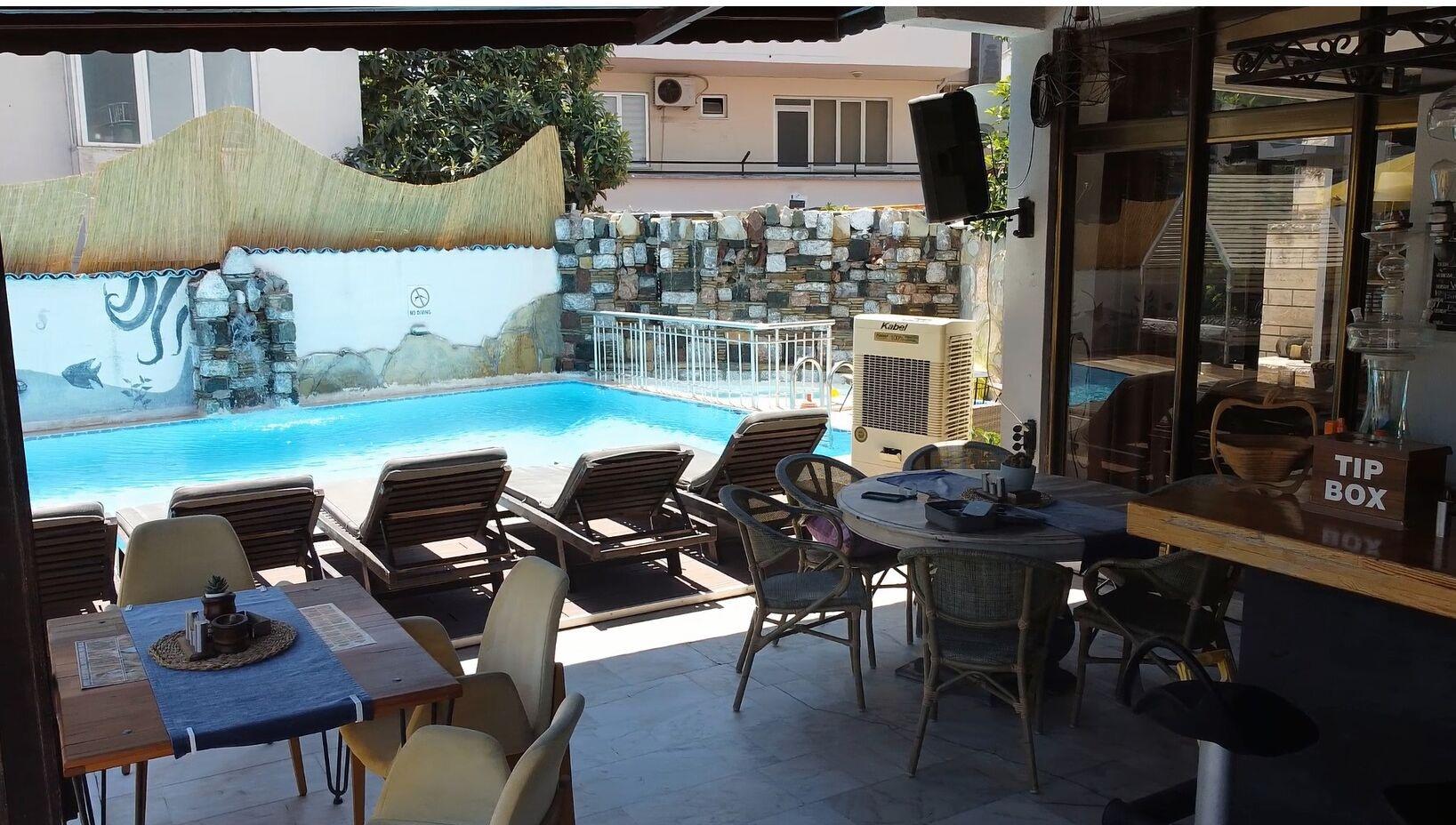 Vista Piscina Hani Boutique Hotel